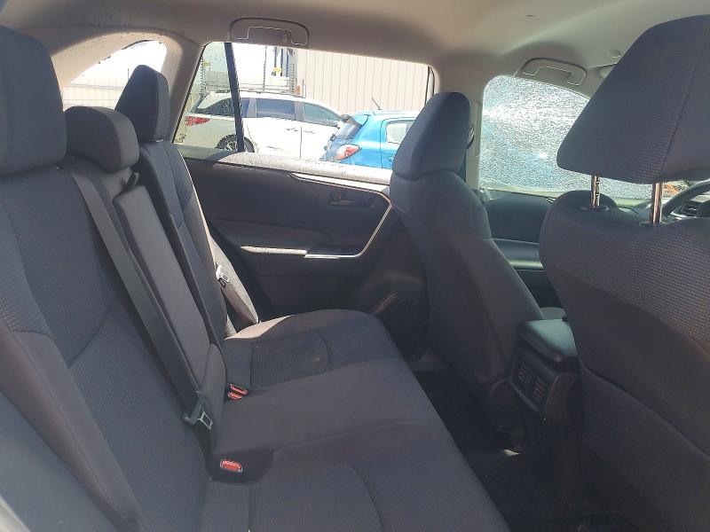 Photo 11 from auction – 2024 TOYOTA RAV4 with VIN 2T3H1RFV5RW310435