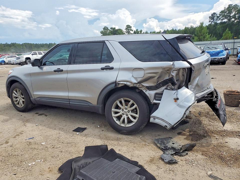 Photo 2 from auction – 2021 FORD EXPLORER with VIN 1FMSK7BH6MGA55981