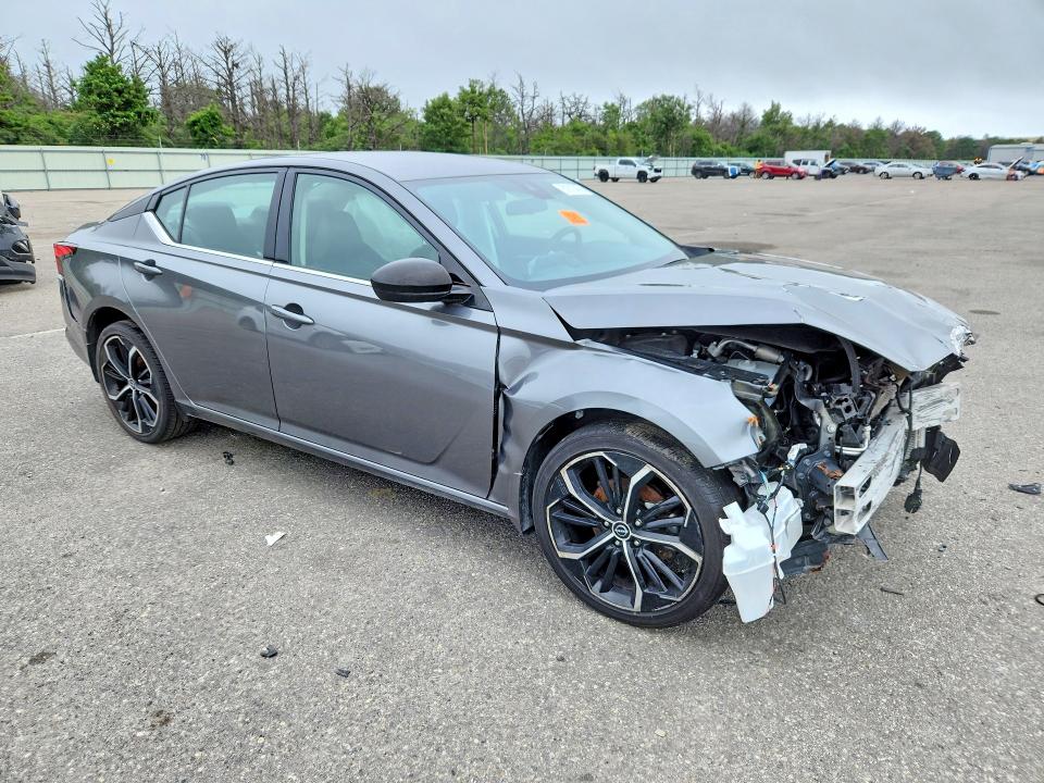 Photo 4 from auction – 2023 NISSAN ALTIMA with VIN 1N4BL4CW7PN381548