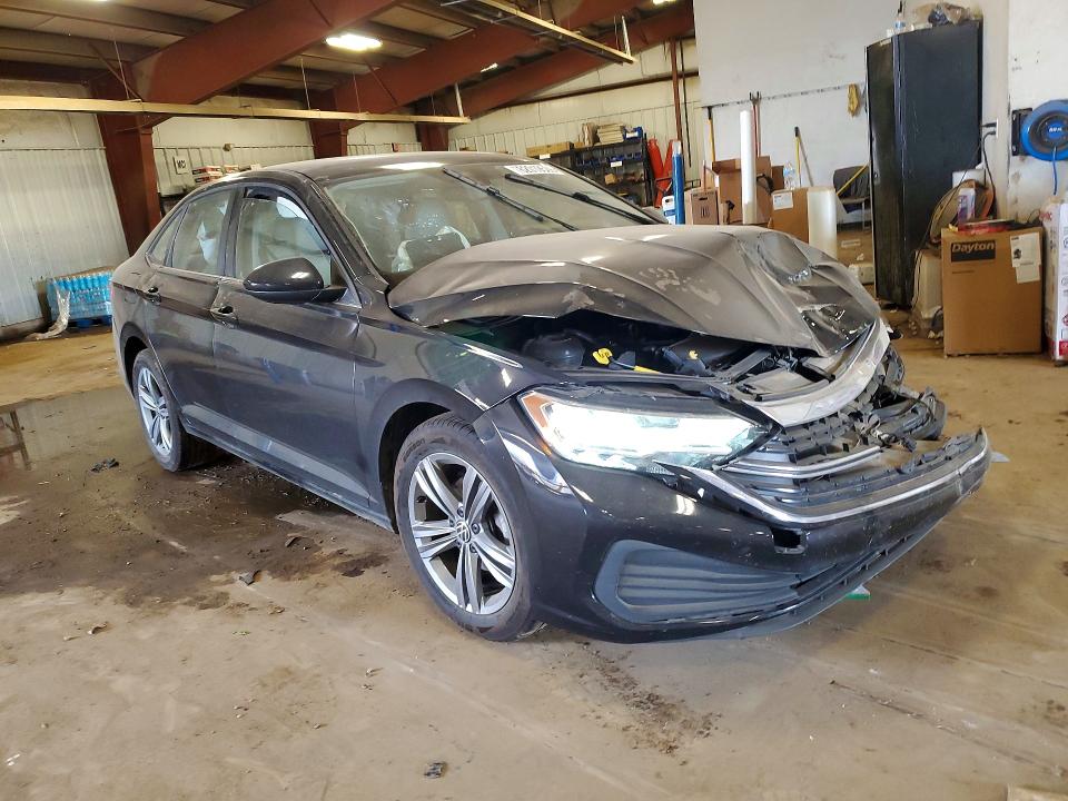 Photo 4 from auction – 2023 VOLKSWAGEN JETTA with VIN 3VW7M7BU5PM051090