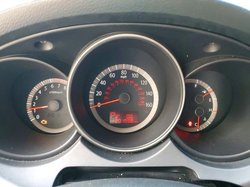 Zdjęcie 9 z aukcji – 2010 KIA OPTIMA z VIN KNAGG4A80A5390329