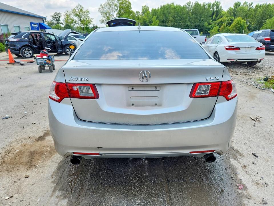 Photo 6 from auction – 2010 ACURA TSX with VIN JH4CU2F64AC008965