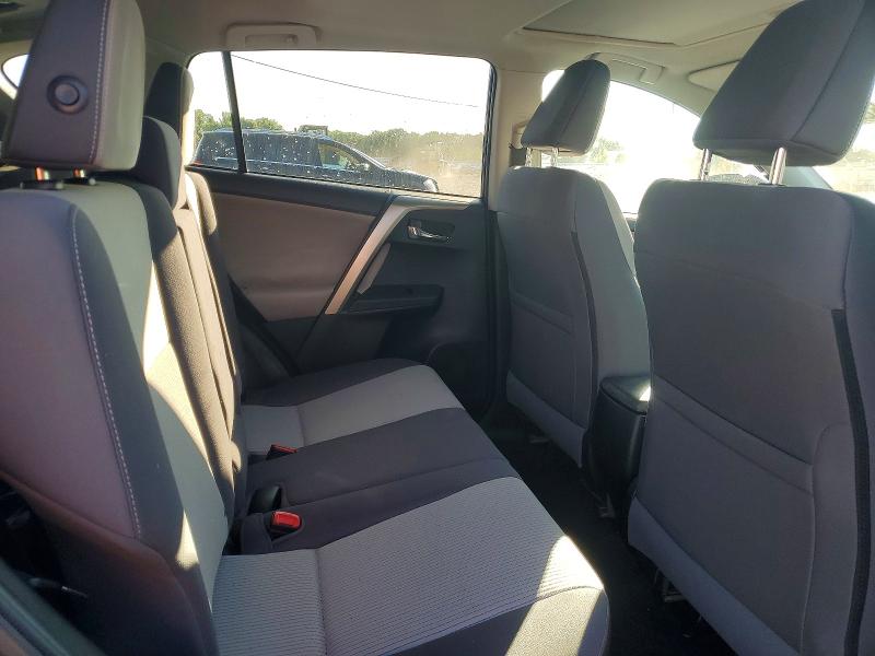 Фото 10 с аукциона – 2015 TOYOTA RAV4 с VIN 2T3RFREV8FW366825