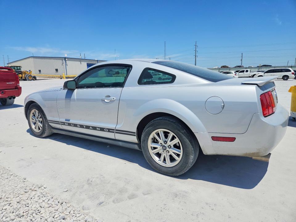 Photo 2 from auction – 2007 FORD MUSTANG with VIN 1ZVFT80N275222271