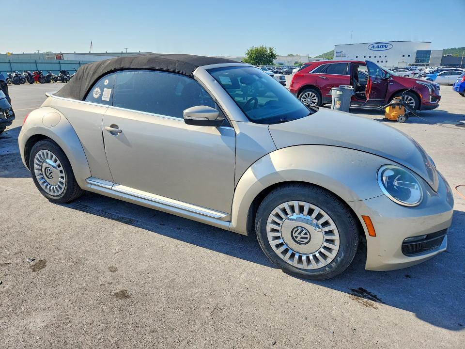 Photo 4 from auction – 2016 VOLKSWAGEN BEETLE with VIN 3VW507AT6GM809076