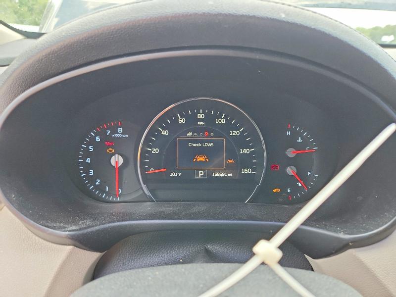 Photo 9 from auction – 2017 KIA SORENTO with VIN 5XYPH4A51HG253441