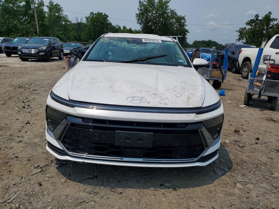 Снимка 5 от търг – 2026 HYUNDAI SONATA HYBRID с VIN KMHL24JJ4TA140648