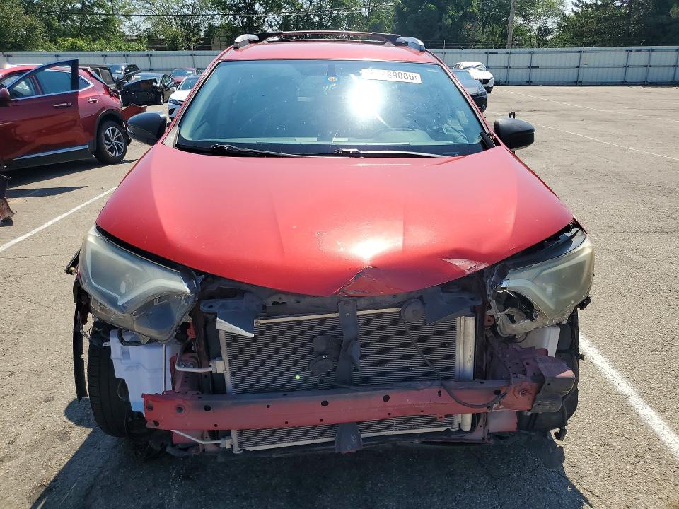 Photo 5 from auction – 2016 TOYOTA RAV4 with VIN JTMZFREV2GJ068819
