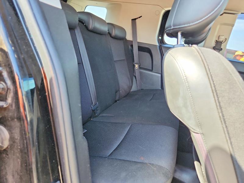 Photo 11 from auction – 2007 TOYOTA FJ CRUISER with VIN JTEBU11F870075458