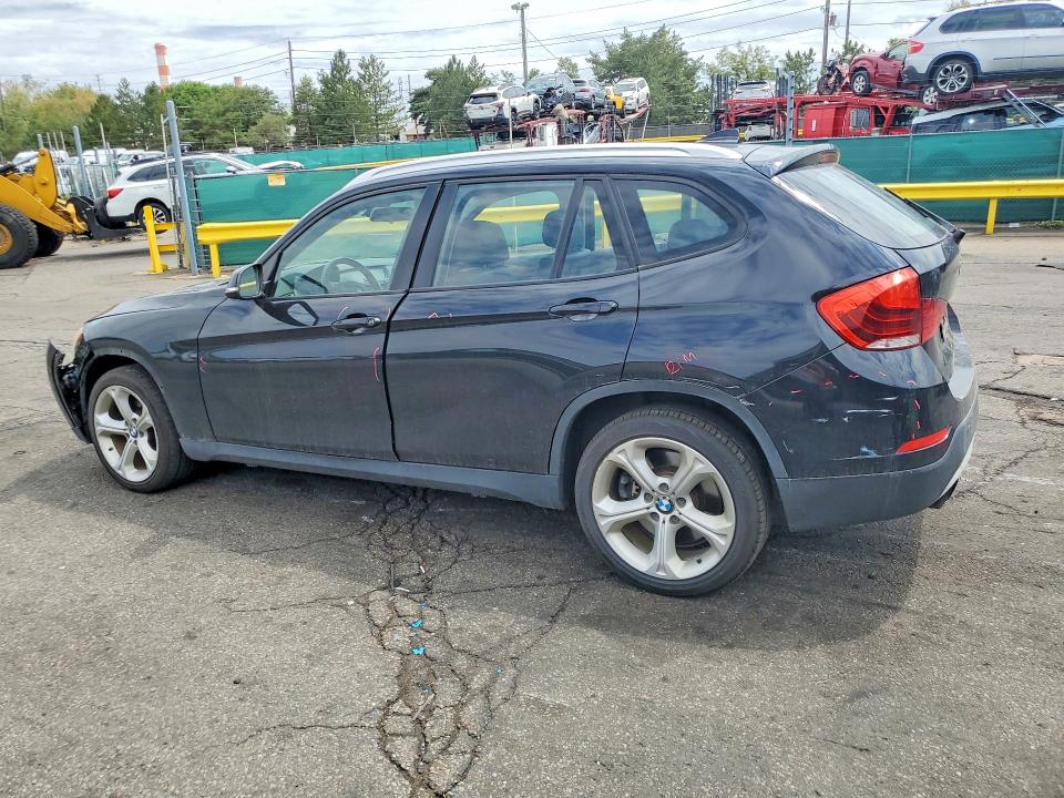 Photo 2 from auction – 2015 BMW X1 with VIN WBAVM5C58FVV93629