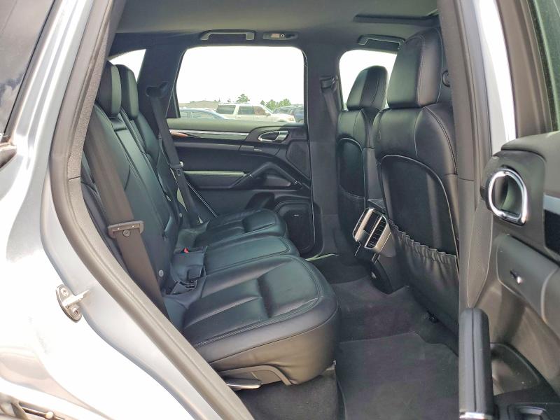 Photo 11 from auction – 2016 PORSCHE CAYENNE with VIN WP1AA2A2XGKA11405