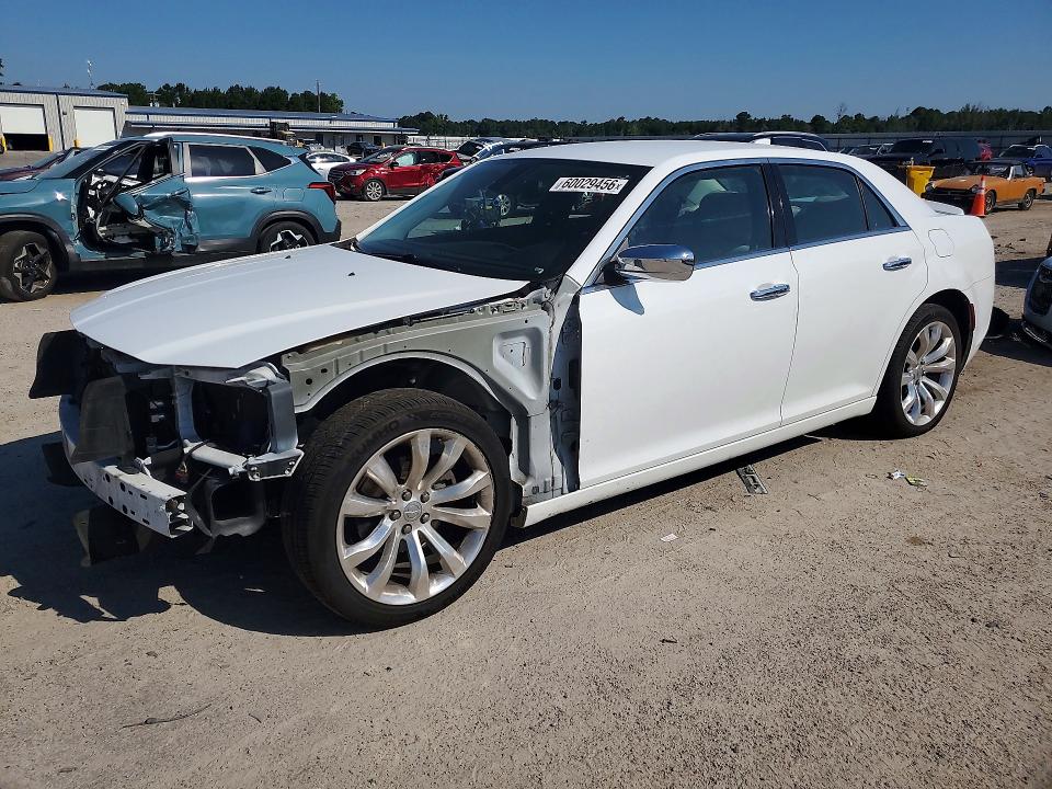 CHRYSLER 300 2018 with VIN 2C3CCAEG1JH159725 - Photo from auction