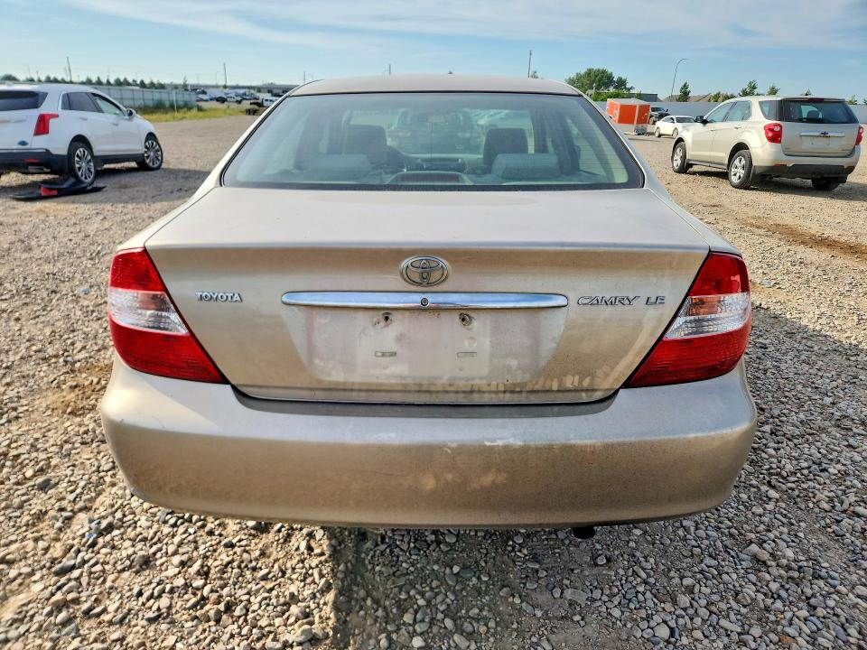 Photo 6 from auction – 2002 TOYOTA CAMRY with VIN 4T1BE32K12U072343