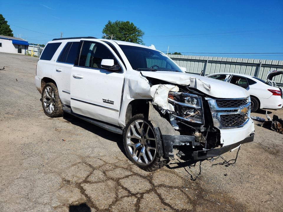 Photo 4 from auction – 2015 CHEVROLET TAHOE with VIN 1GNSCBKC1FR704822