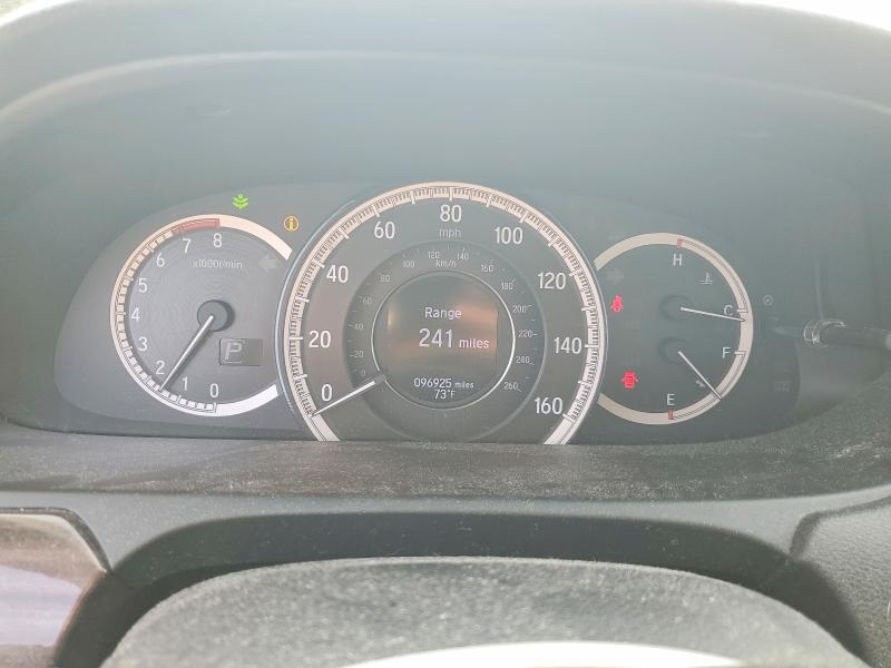 Photo 9 from auction – 2017 HONDA ACCORD with VIN 1HGCR2F0XHA023637
