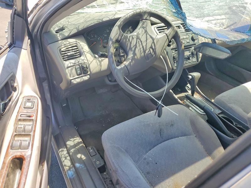 Photo 8 from auction – 2002 HONDA ACCORD with VIN JHMCG66862C020746