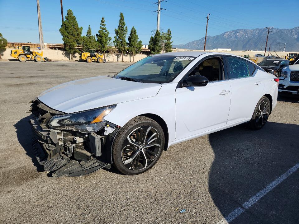 Photo 1 from auction – 2023 NISSAN ALTIMA with VIN 1N4BL4CV1PN323877