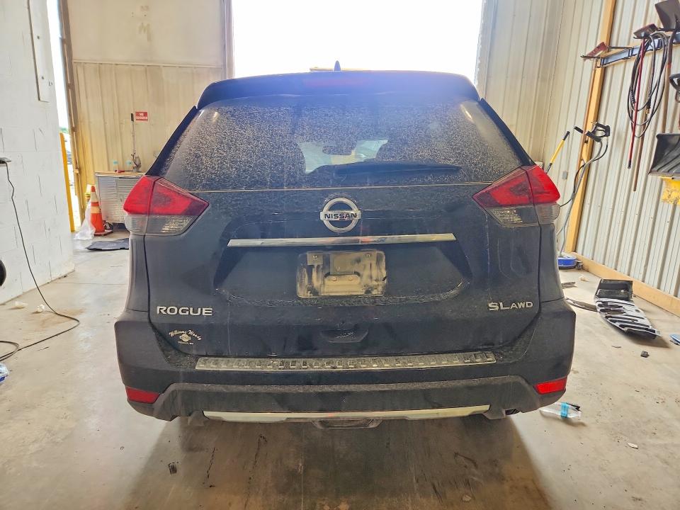 Photo 6 from auction – 2018 NISSAN ROGUE with VIN JN8AT2MVXJW330504