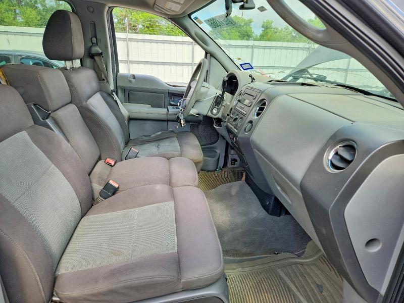 Photo 7 from auction – 2004 FORD F150 with VIN 1FTRW12W74KD13263
