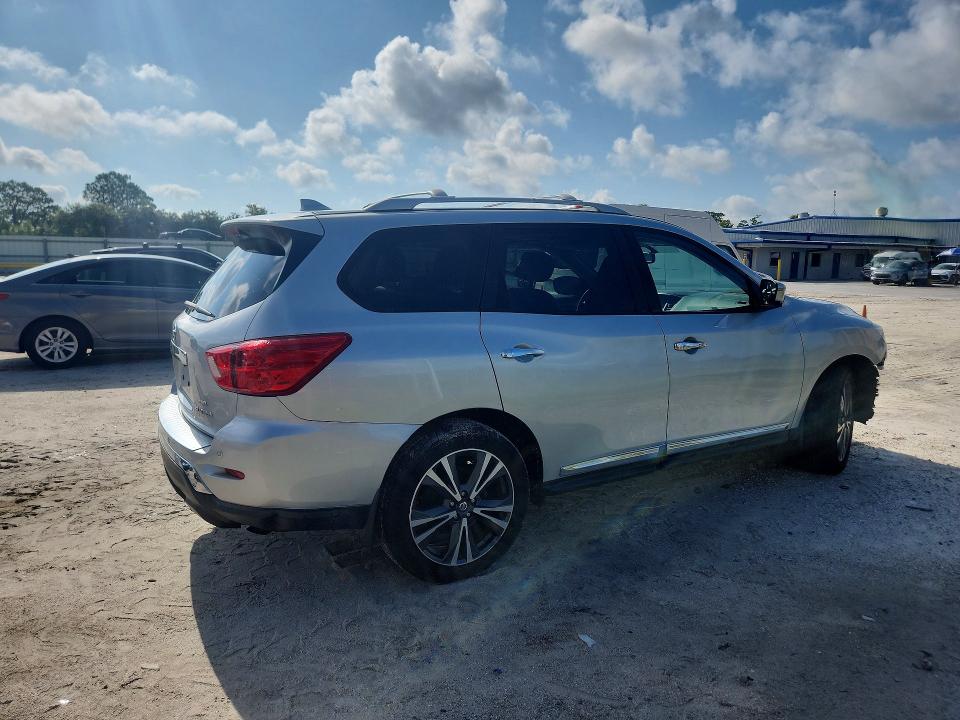 Photo 3 from auction – 2020 NISSAN PATHFINDER with VIN 5N1DR2DM8LC576269