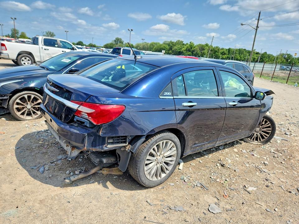 Photo 3 from auction – 2012 CHRYSLER 200 with VIN 1C3CCBCB0CN308701