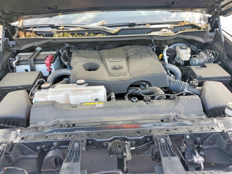 Photo 11 from auction – 2024 TOYOTA TUNDRA with VIN 5TFMA5DB1RX209498