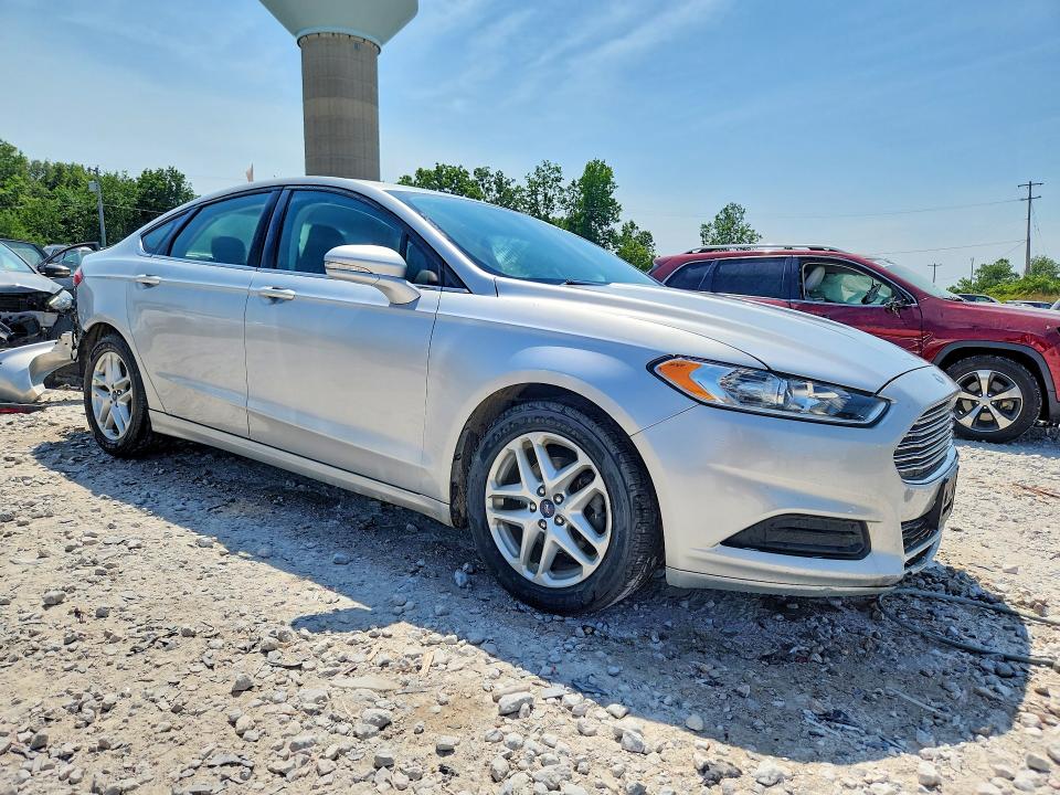Photo 4 from auction – 2016 FORD FUSION with VIN 3FA6P0H72GR379316