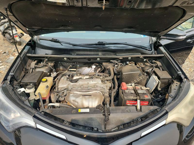 Foto 12 de la subasta – 2017 TOYOTA RAV4 con VIN 2T3RFREV4HW677090