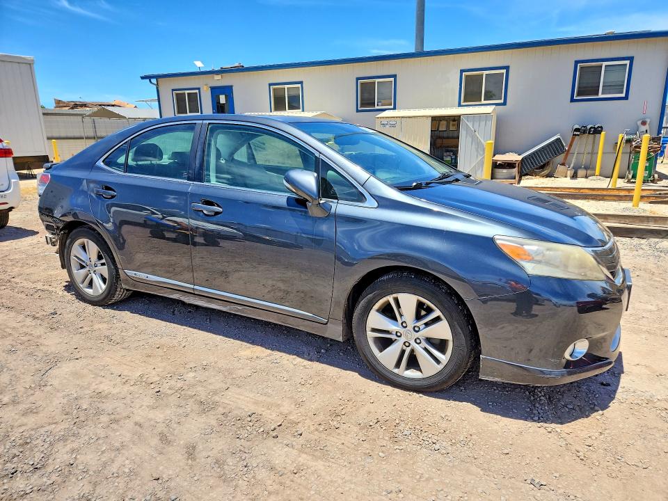 Photo 4 from auction – 2010 LEXUS HS with VIN JTHBB1BA2A2023282