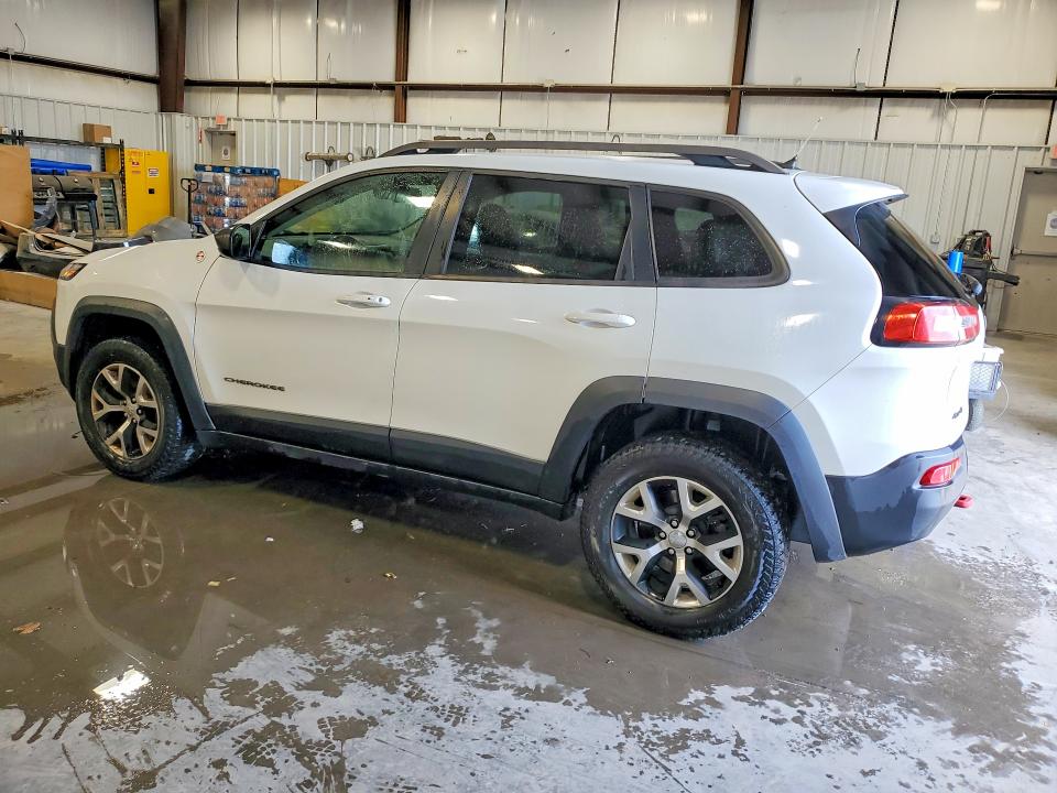 Photo 2 from auction – 2014 JEEP CHEROKEE with VIN 1C4PJMBS5EW308450