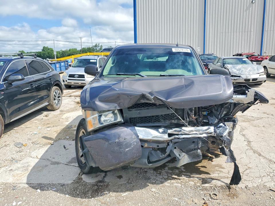 Photo 5 from auction – 2011 CHEVROLET SILVERADO with VIN 1GCRCREA2BZ325235