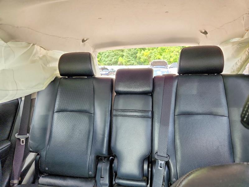 Photo 10 from auction – 2015 TOYOTA 4RUNNER with VIN JTEZU5JR4F5096261