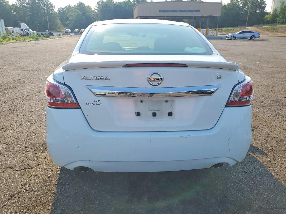 Photo 6 from auction – 2015 NISSAN ALTIMA with VIN 1N4AL3AP2FN405660