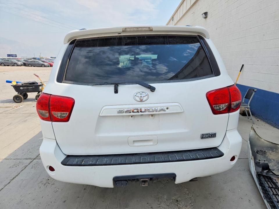 Photo 6 from auction – 2013 TOYOTA SEQUOIA with VIN 5TDBY5G16DS075740