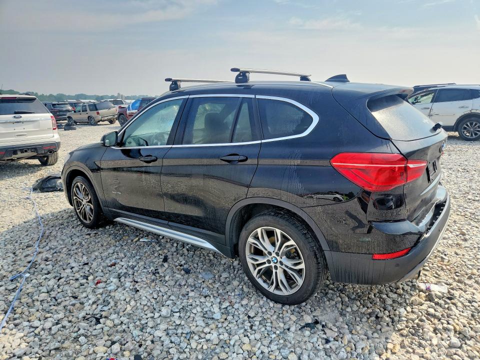 Zdjęcie 2 z aukcji – 2017 BMW X1 z VIN WBXHT3C36H5F80022