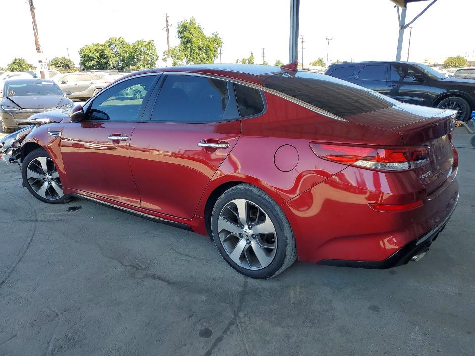 Photo 2 from auction – 2019 KIA OPTIMA with VIN 5XXGT4L30KG370305
