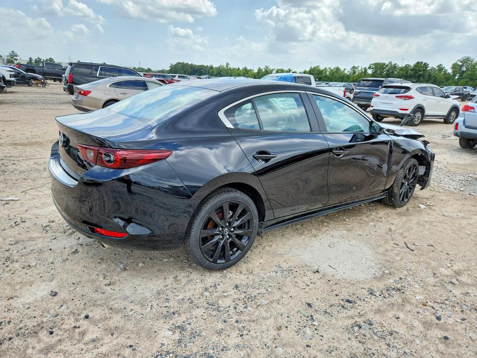 Photo 3 from auction – 2026 MAZDA 3 with VIN JM1BPABL5T1855972