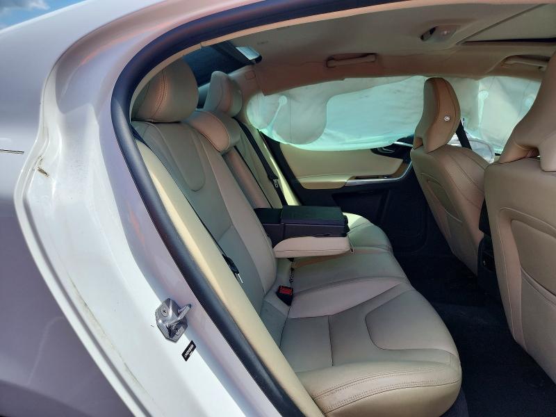 Photo 10 from auction – 2016 VOLVO S60 with VIN LYV402FK9GB108166