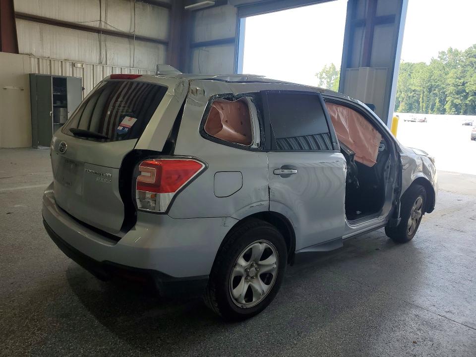 Photo 3 from auction – 2017 SUBARU FORESTER with VIN JF2SJAAC3HH453838