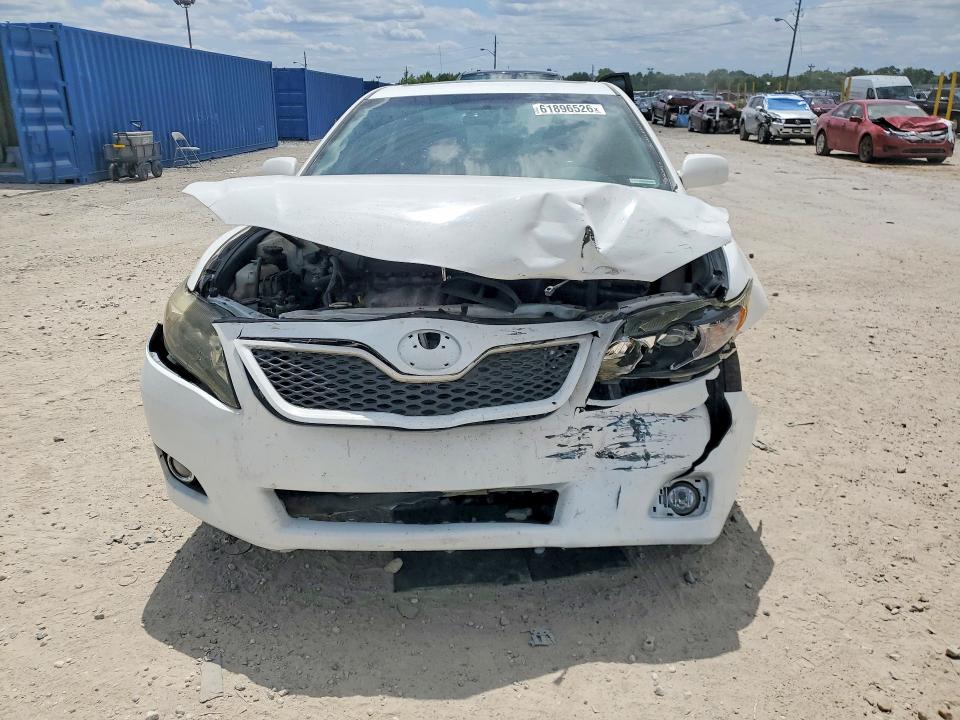 Photo 5 from auction – 2011 TOYOTA CAMRY with VIN 4T1BF3EK5BU582462