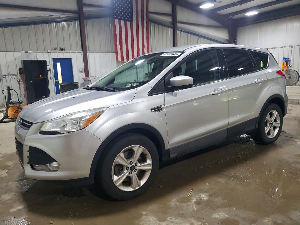 Photo 1 from auction – 2016 FORD ESCAPE with VIN 1FMCU9GXXGUB42315
