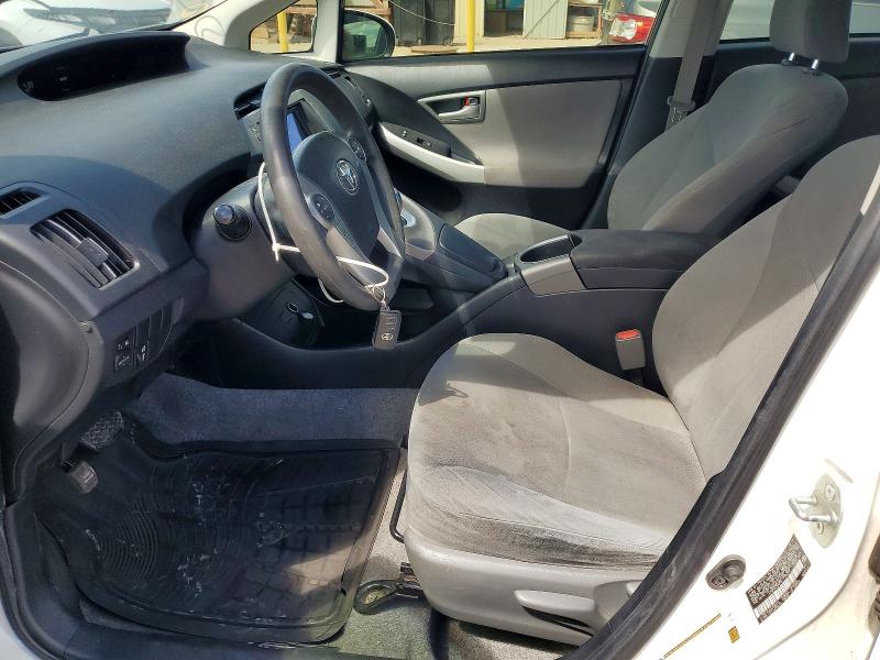 Photo 7 from auction – 2014 TOYOTA PRIUS with VIN JTDKN3DU5E1736328