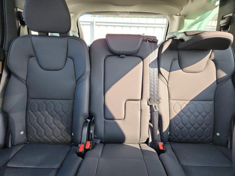 Photo 10 from auction – 2025 VOLVO XC90 with VIN YV4H60PB8S1353587