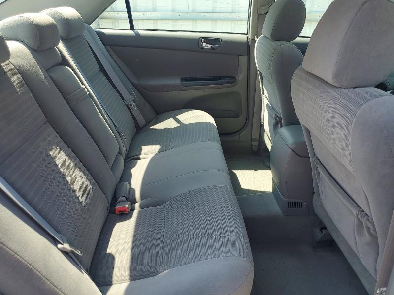 Photo 10 from auction – 2005 TOYOTA CAMRY with VIN 4T1BE32K95U584243