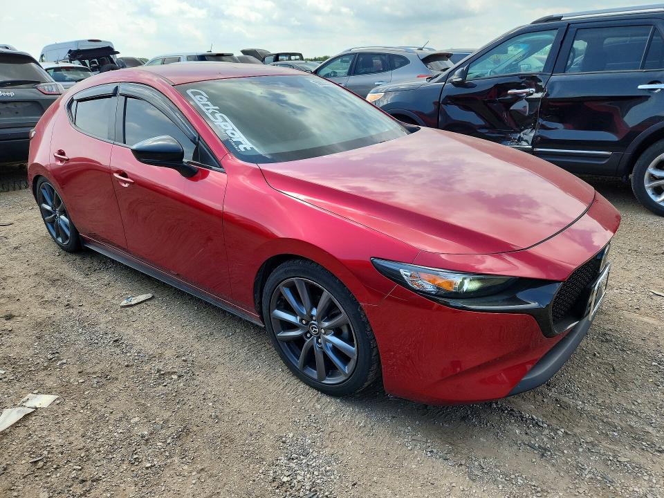 Photo 4 from auction – 2019 MAZDA 3 with VIN JM1BPAMM5K1142106