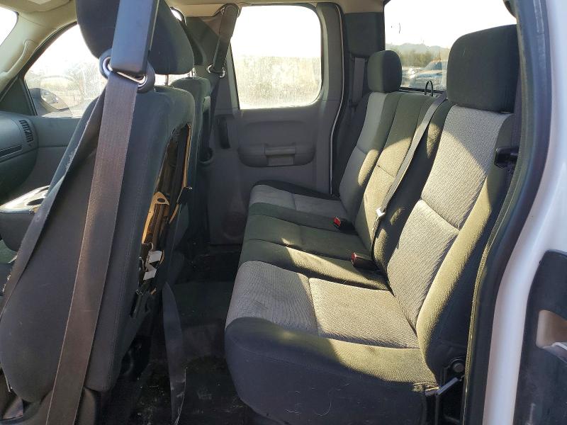 Photo 10 from auction – 2008 CHEVROLET SILVERADO 1500 with VIN 1GCEC19018Z140927