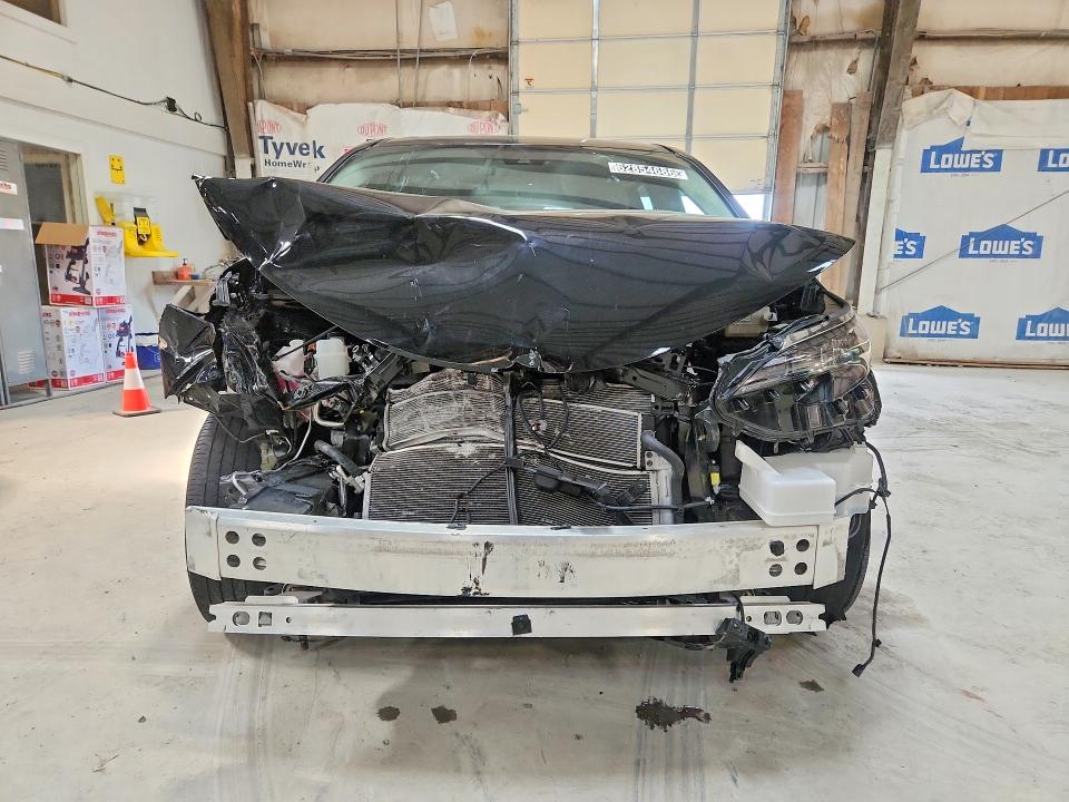 Photo 5 from auction – 2025 TOYOTA SIENNA with VIN 5TDKRKEC0SS231526