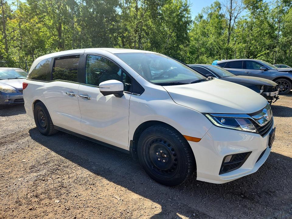Photo 4 from auction – 2018 HONDA ODYSSEY with VIN 5FNRL6H46JB504483