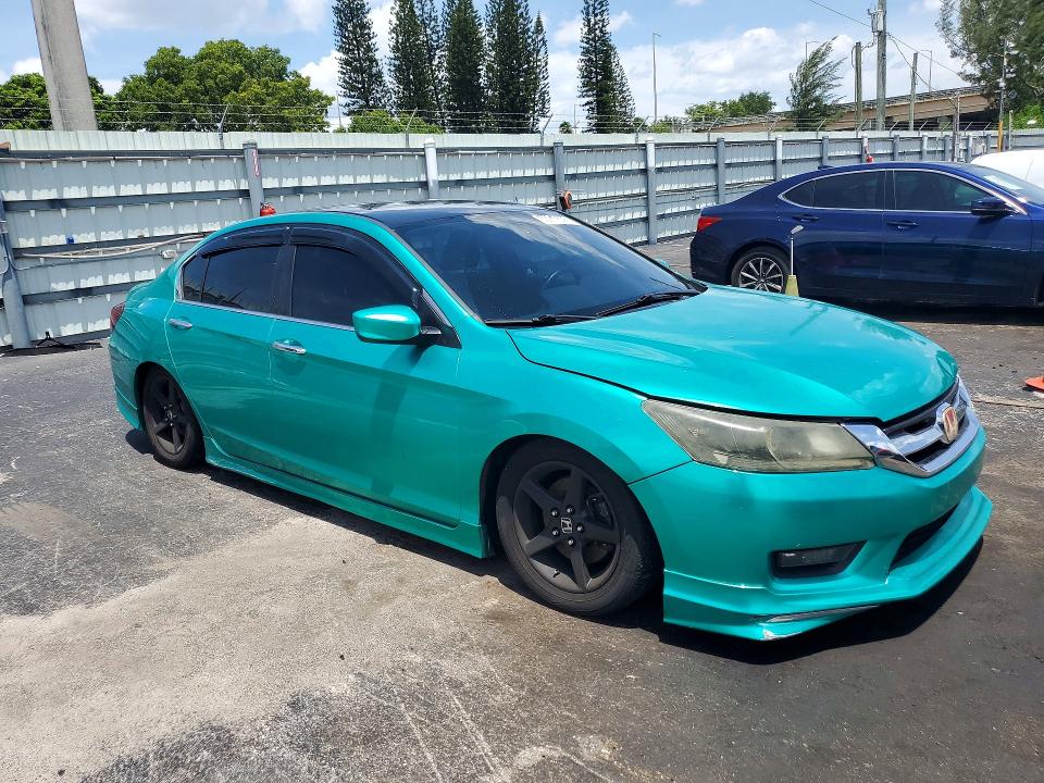 Photo 4 from auction – 2015 HONDA ACCORD with VIN 1HGCR2E54FA011249