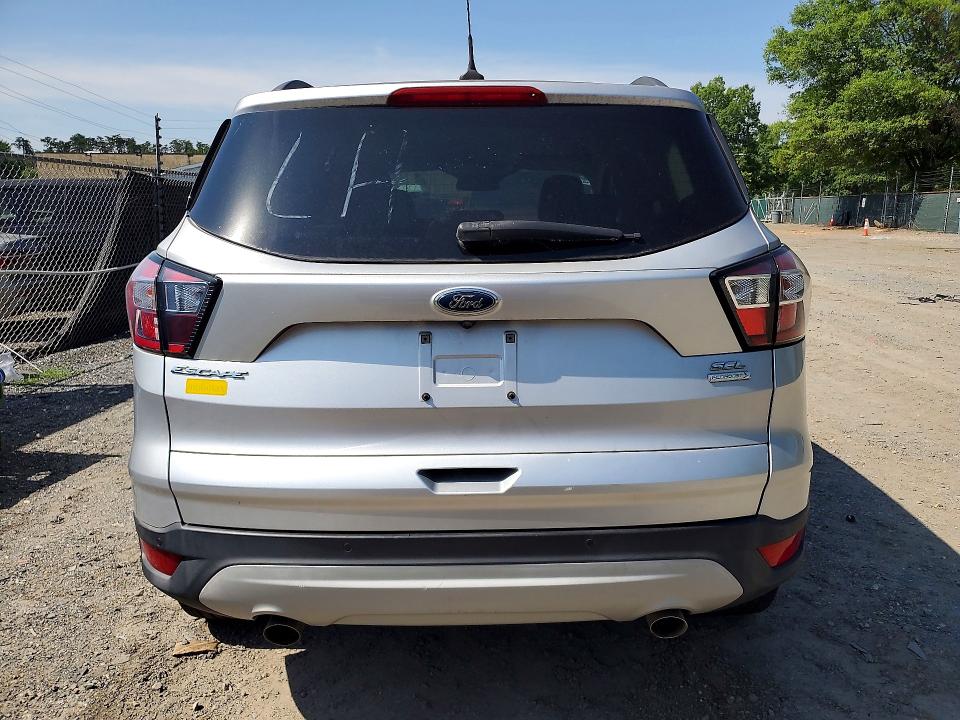Photo 6 from auction – 2018 FORD ESCAPE with VIN 1FMCU0HD8JUD14719